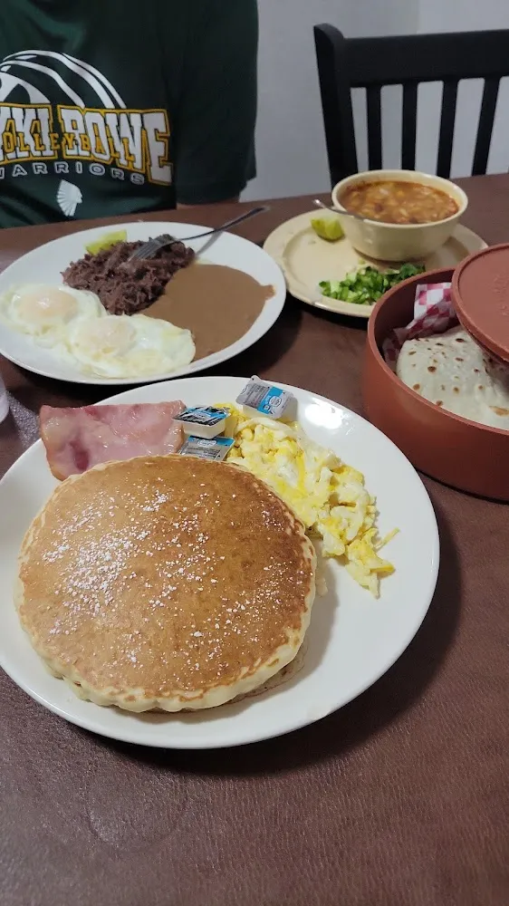 2-2-2 Plate and Botanita